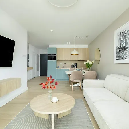 Polanki Aqua Stylowy Z Basenem By Renters *