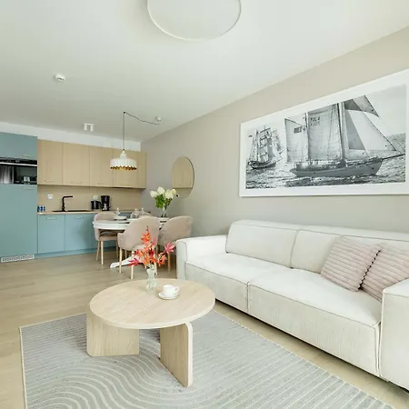 Polanki Aqua Stylowy Z Basenem By Renters *