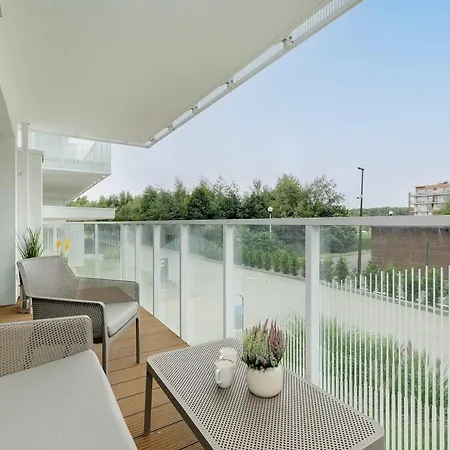 Polanki Aqua Stylowy Z Basenem By Renters Kołobrzeg