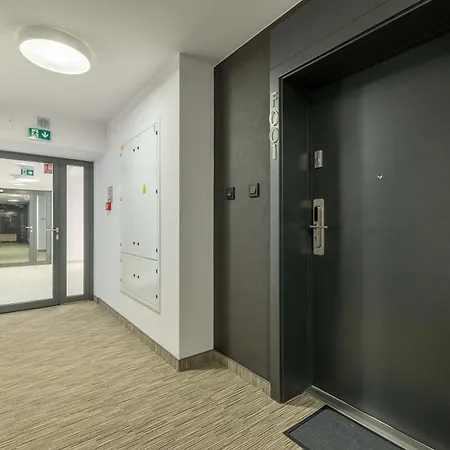 Polanki Aqua Stylowy Z Basenem By Renters Appartement *