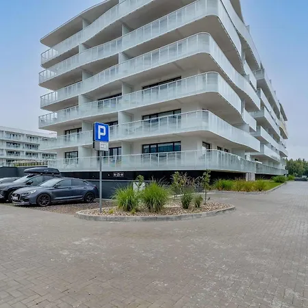 Polanki Aqua Stylowy Z Basenem By Renters Appartement