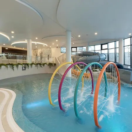 Polanki Aqua Stylowy Z Basenem By Renters Appartement *